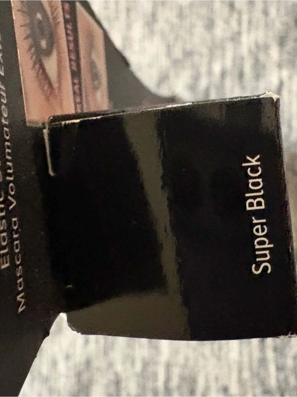 it cosmetics SUPERHERO Mascara Black